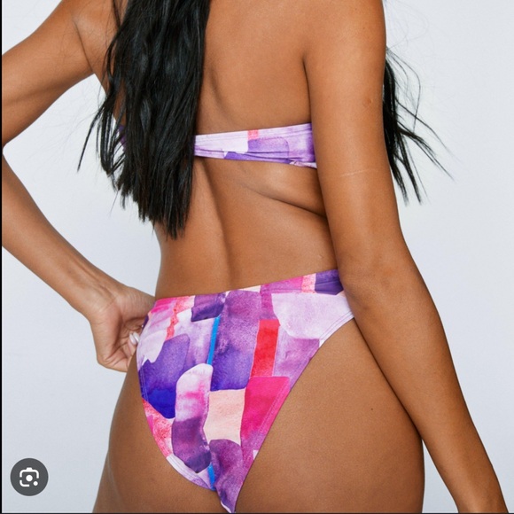 Nasty Gal abstract double ring triangle bikini set - Picture 3 of 5